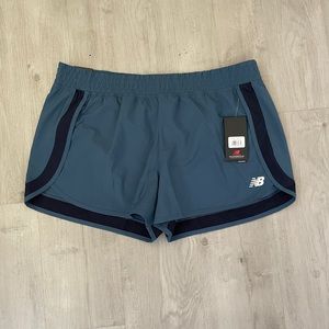 New Balance Accelerate Core Stretch Woven Short